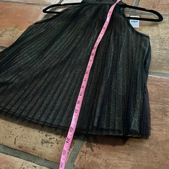 NEW ✨ EXPRESS Shine Tie Halter Neck Pleated Top Black and Gold Size X-Small - Picture 11 of 11